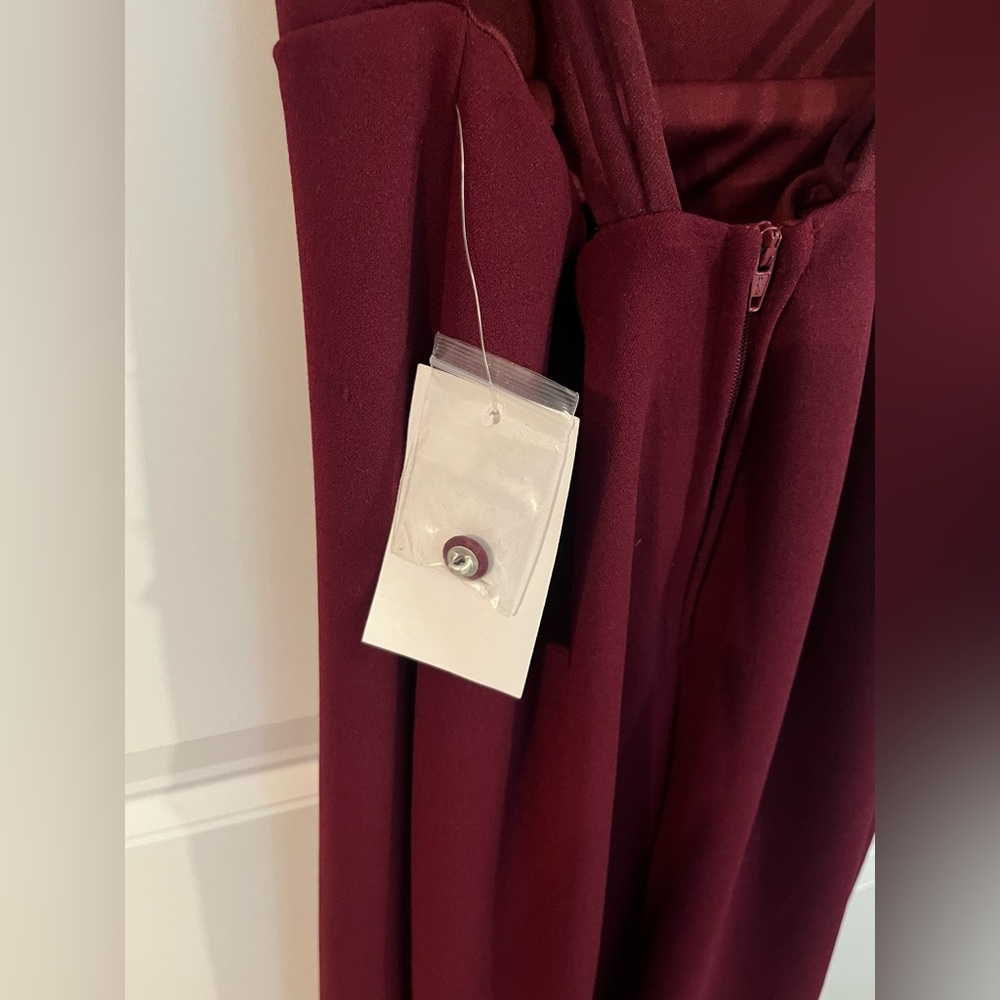 B. Darlin Burgundy Formal Halter Maxi Dress- Size 1/2 - Picture 5 of 6